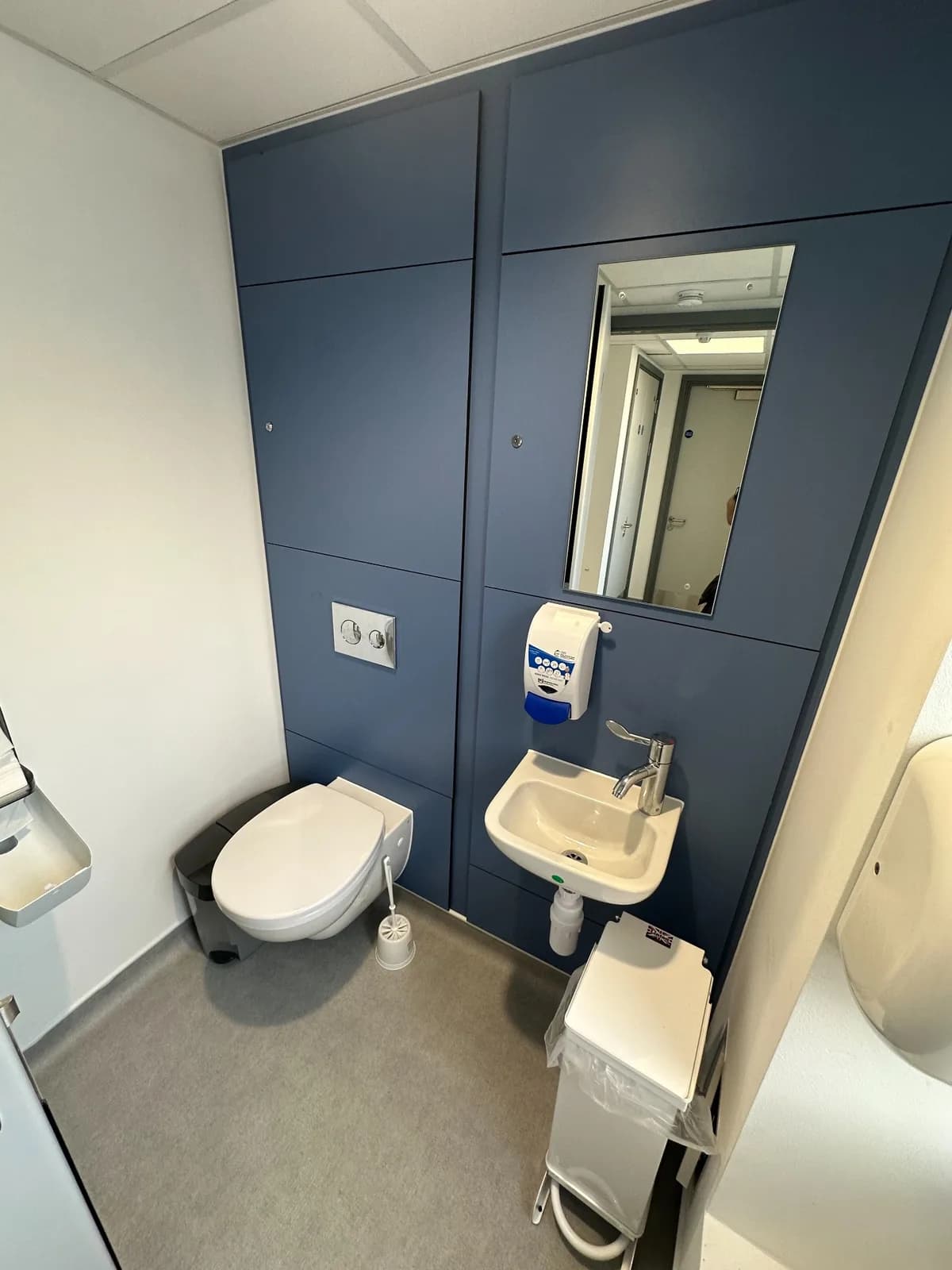 Healthcare toilets and cleaners facilities, project photograph 4 of 9