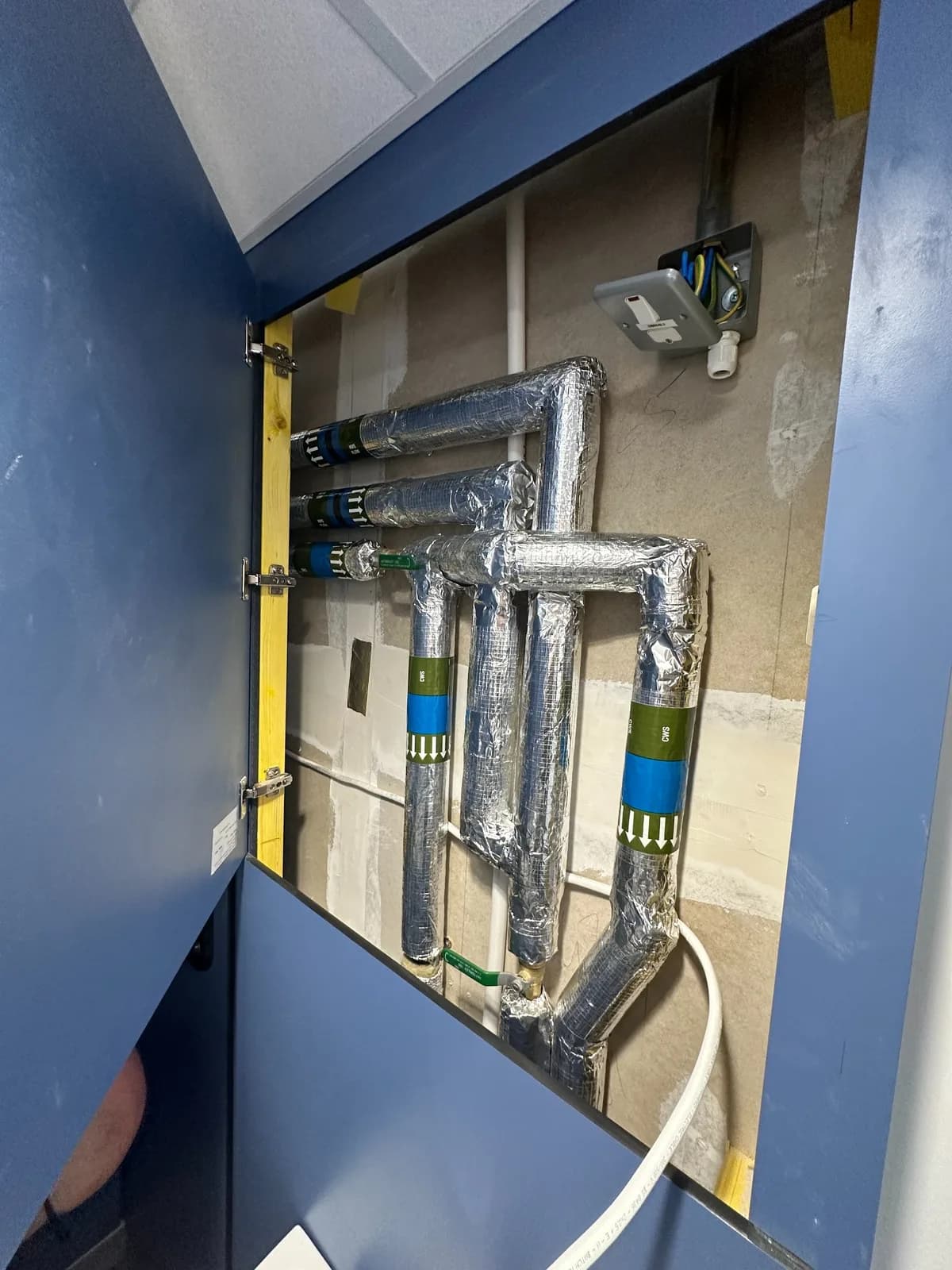 Healthcare toilets and cleaners facilities, project photograph 5 of 9