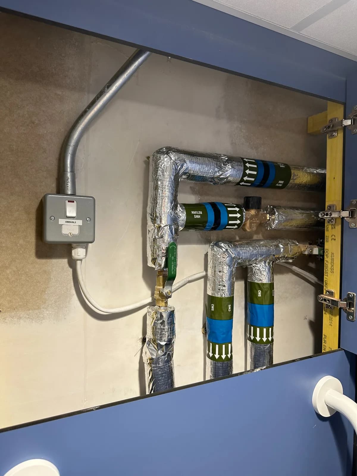 Healthcare toilets and cleaners facilities, project photograph 8 of 9